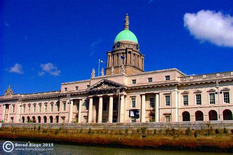 famous buildings in dublin